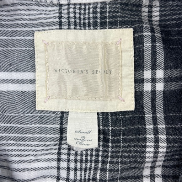 Victorias Secret Sleep Shirt Womens Small Gray Plaid Button Up - Picture 2 of 8